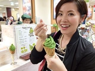432円で味わう贅沢、古賀茶業の濃厚抹茶ソフトクリーム