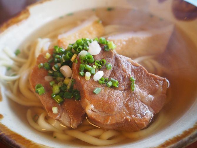 10月17日が「沖縄そばの日」となった理由。当日は寿司を出す店も