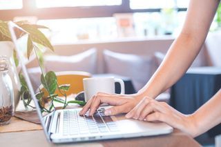 ふるさと納税、私の寄付限度額はいくらまで？シミュレーションと簡単な控除手続き