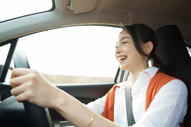 もはや主流のカーライフ!? 20代女性のカーリース需要が右肩上がり!