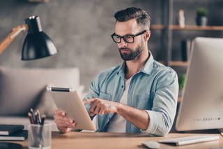 会社員の副業、心構えと税金や年金などお金の手続きをFPが指南