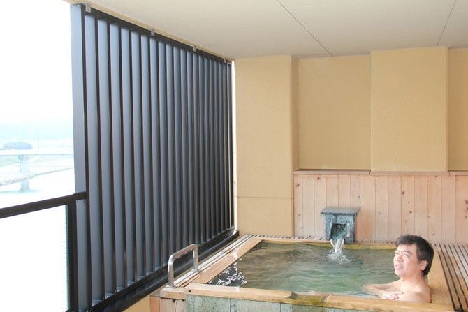 温泉でキレイになれる！？「美肌の湯」ってどんなもの？