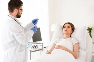 がんに罹る20～30代の8割は女性！負担を減らせる「高額療養費制度」とは？