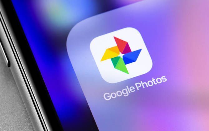 スマホのホーム画面のgoogleフォトアイコンのアップ