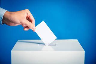 選挙で800億円と戦争で1300兆円と私のお金200万円の話