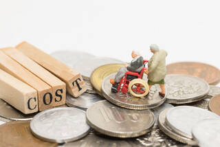 他人事じゃない親の介護。お金のリスクと事前にできる対策とは？