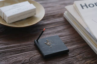 来客時にも大活躍。3秒でいい香りに包まれる、今注目の「お香」