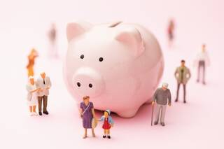 安心も、安全も、自由も、タダではないのだよ!!