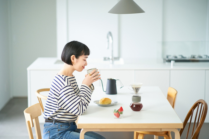 20代女性の一人暮らし、家電サブスクって私にも向いている?