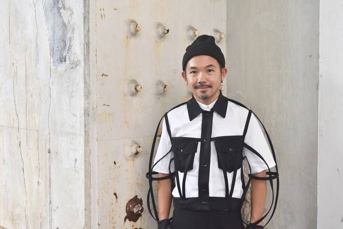 ゴルチェの服を来た吉田さん
