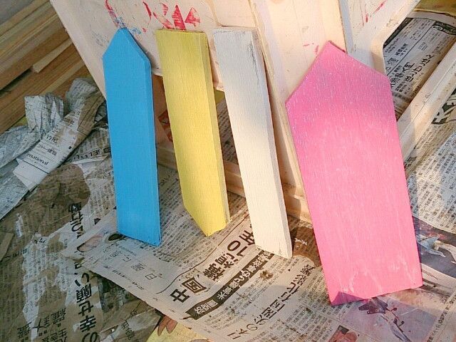 端材をペイント