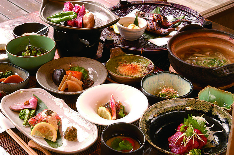 「小松別荘」料理