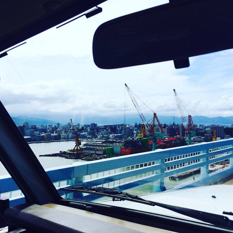 高速から見る博多埠頭の福岡造船所の景色がお気に入り