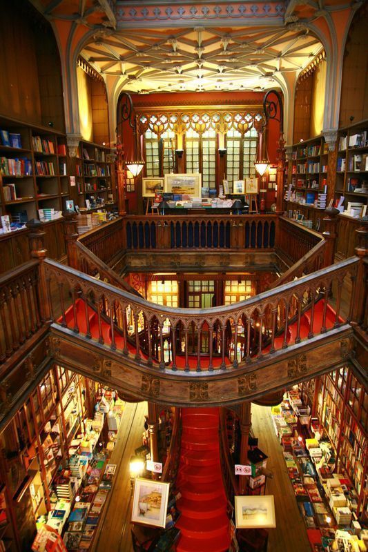 二階からの店内