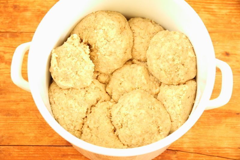 みそ玉をつめる