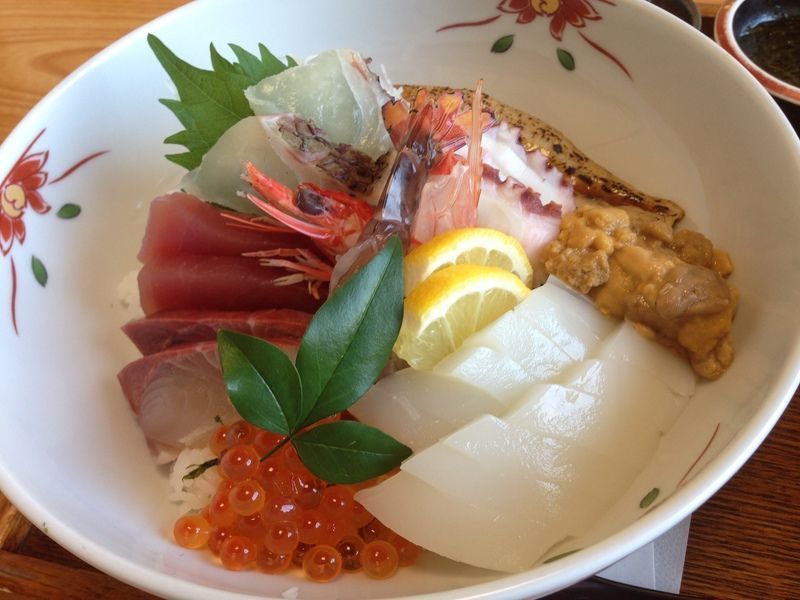 海鮮丼