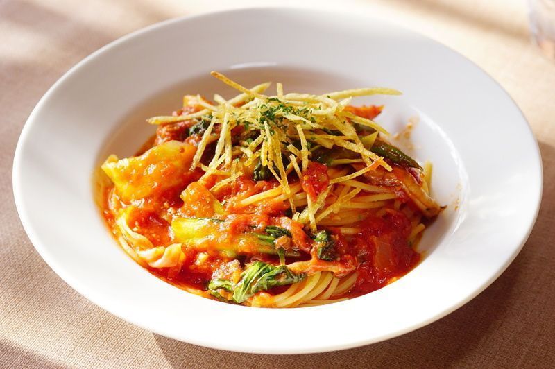 トマトソースのパスタ