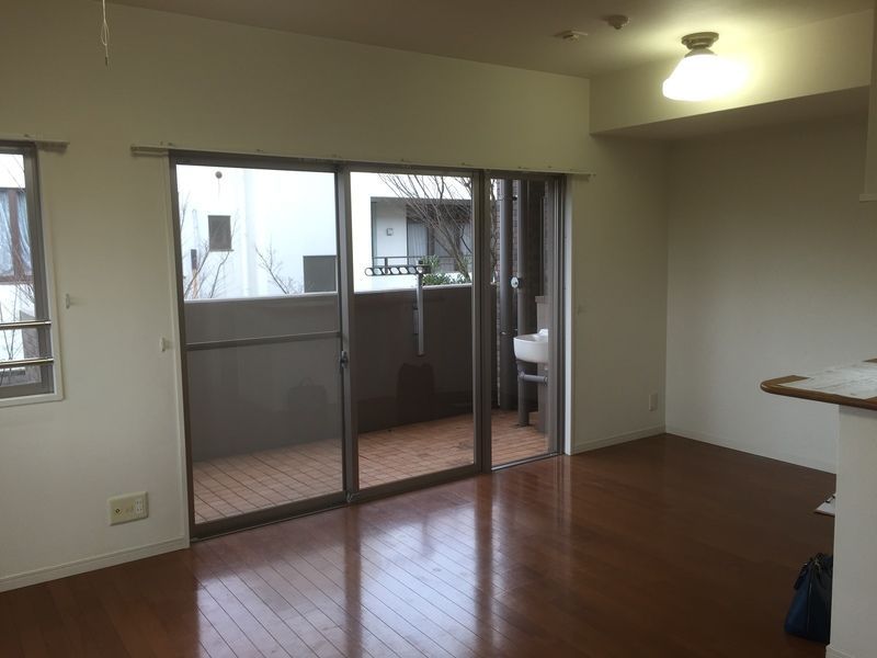 リノベーション前　リビング