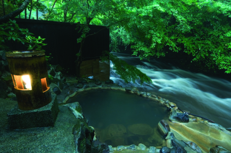 「藤もと」露天風呂