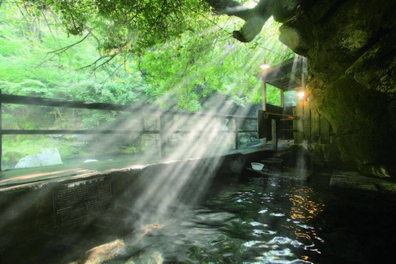 「福元屋」洞窟風呂