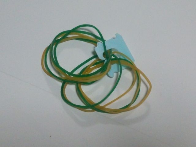輪ゴムをまとめる