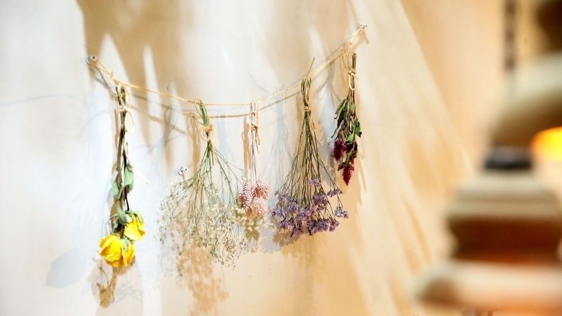 ドライフラワーのガーランド
