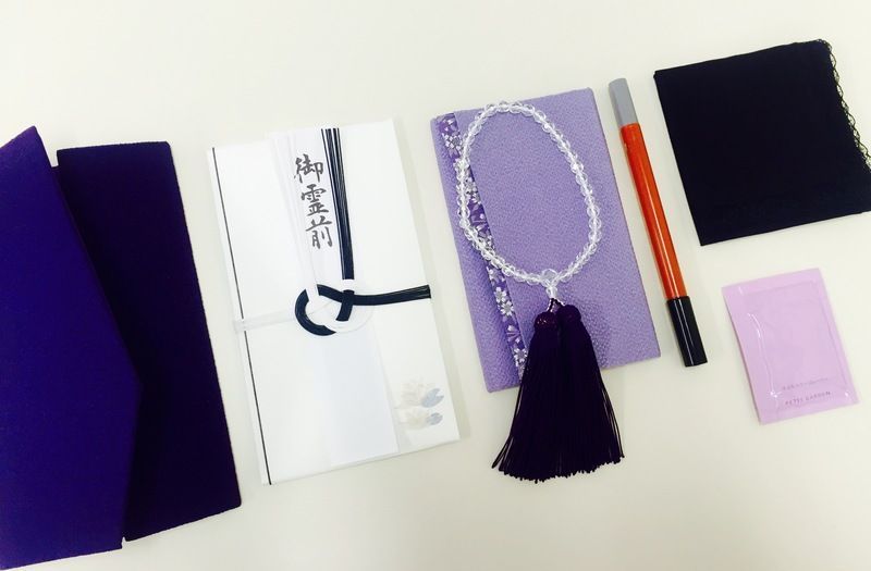 葬儀参列の携行品