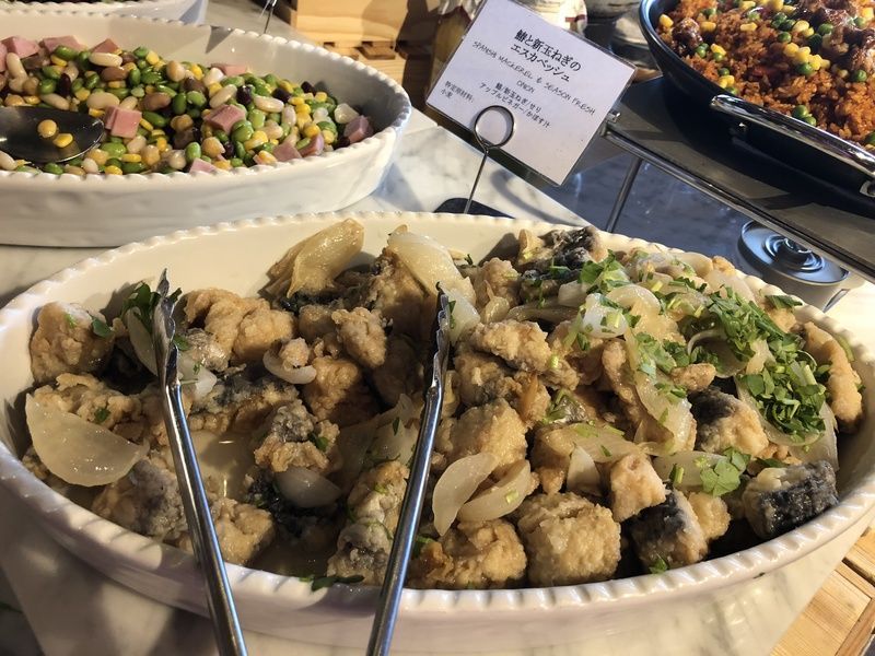 鰆と新玉ねぎのエスカベッシュ