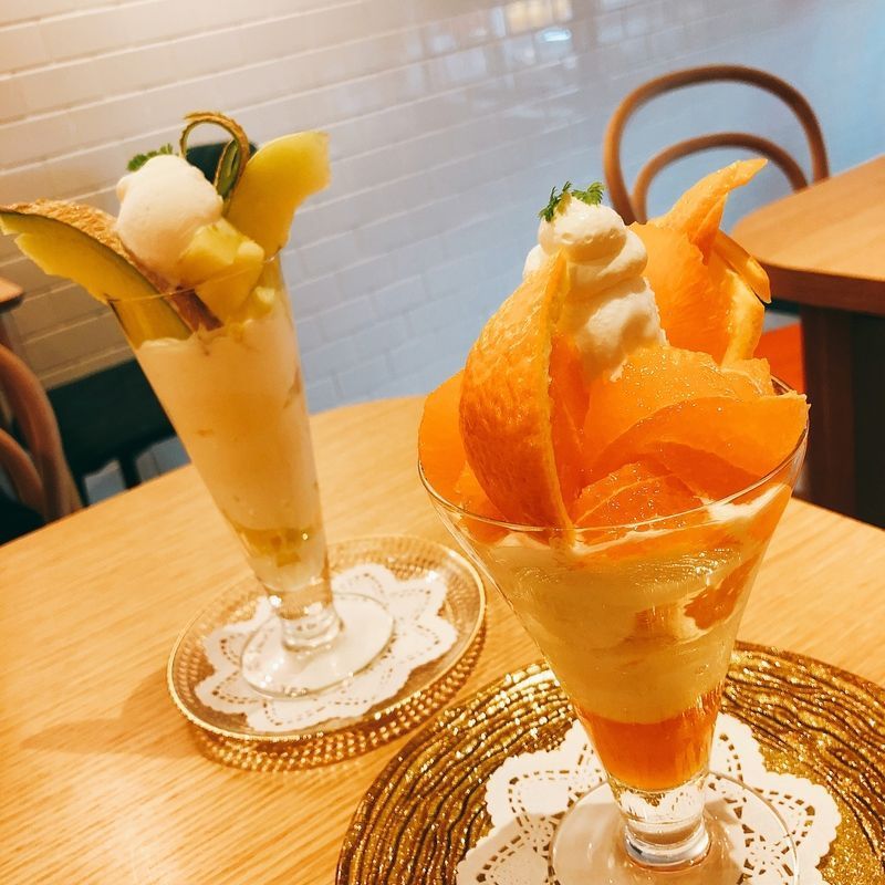 フルーツパフェ