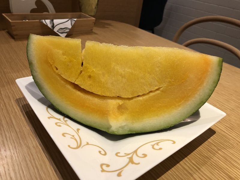 黄色いスイカ