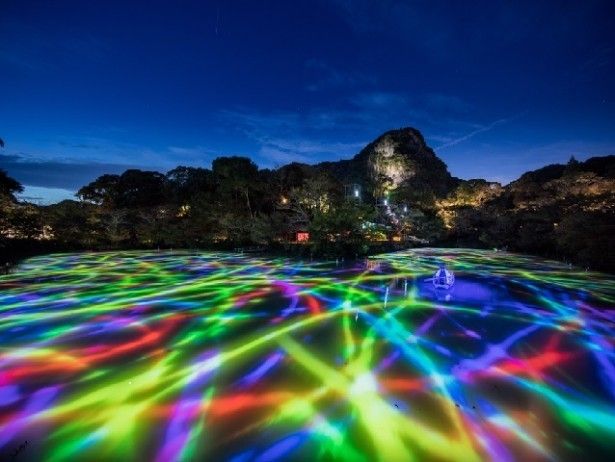 チームラボ かみさまがすまう森のアート