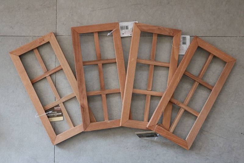 セリアの木製窓