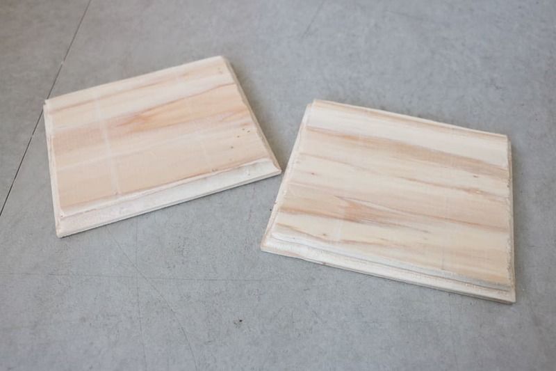 2枚をふち取りする