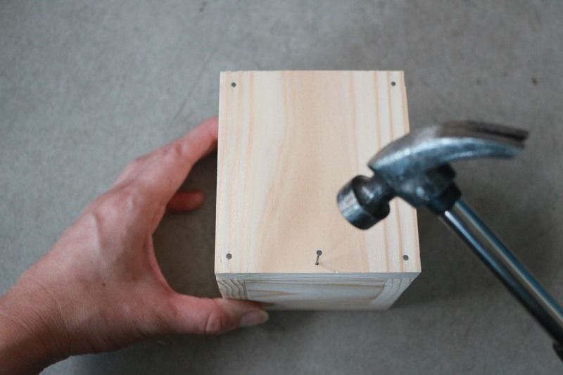 前後板は計5ヵ所固定